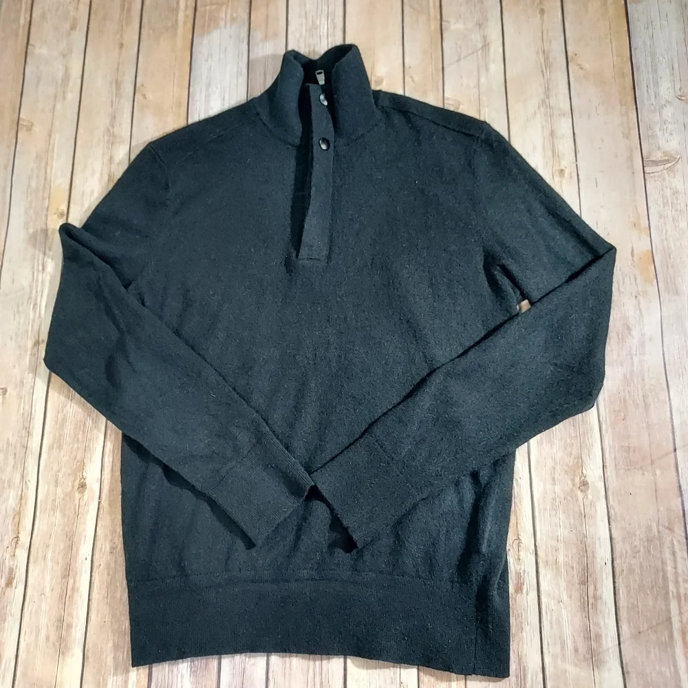 Banana Republic black Merino blend double placket pullover sweater M
